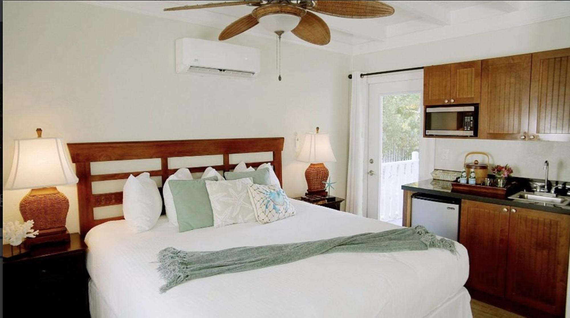 Coconut Palm Inn Tavernier Стая снимка